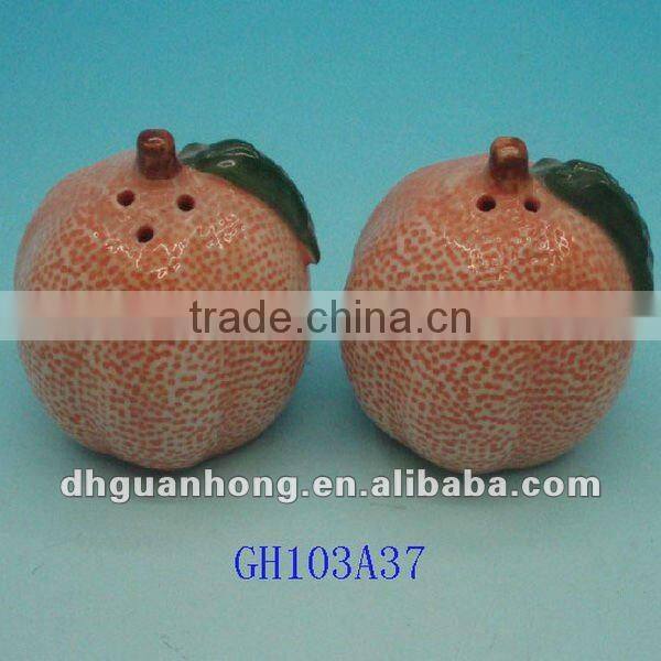 2012 hot sale salt and pepper shaker set