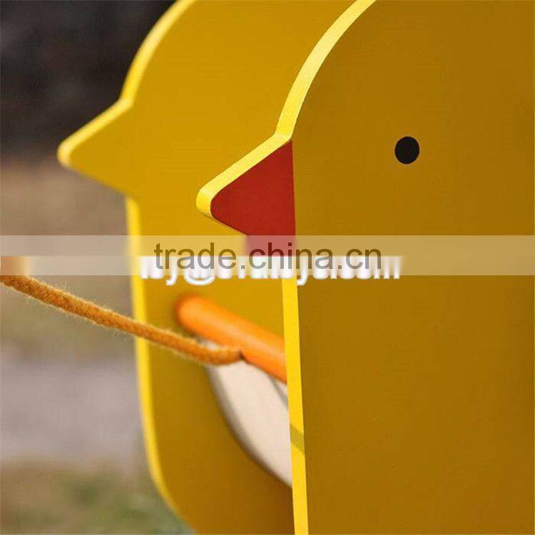 New design lovely duck shape wooden pull car toy for toddlers W05B158