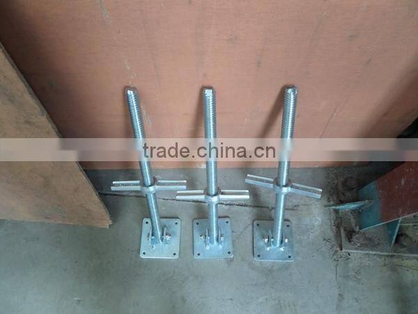 Universal scaffolding base jack swivel base for construction
