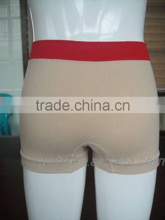 Comfortable seamless boy's underwear boxer shorts