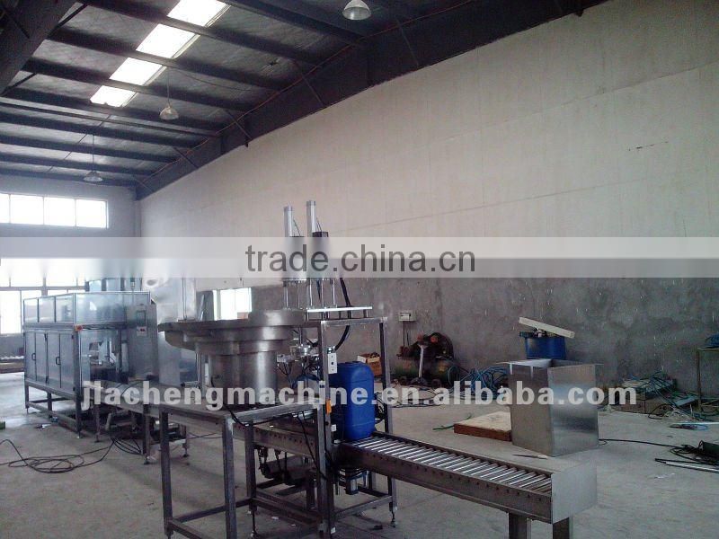 GFE-30 Semi-automatic 15kg Oil Jerrycan Weighing filling machine