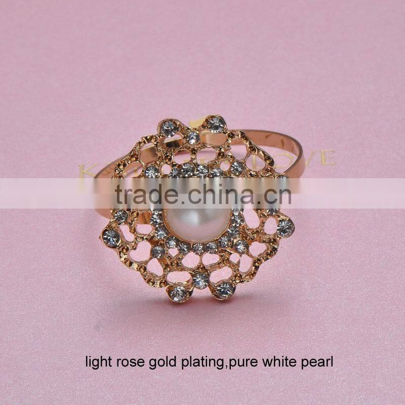 (M0456-ring) 100pcs/lot Elegant Wedding Flower Rhinestone Napkin Rings,34mm diameter ,40mm ring ,nickle plating,pure white pearl