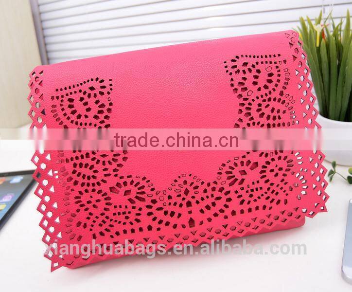 Fashion lady evening bags with hollow pattern