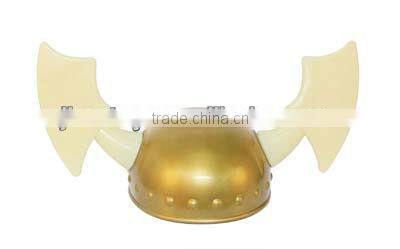 Mini party hat with plastic knives