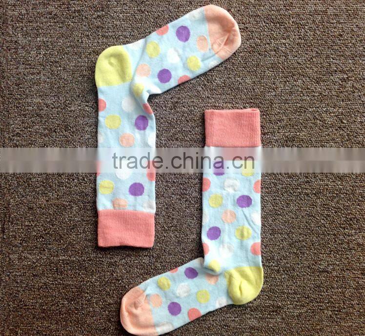 Low MOQ Brand Design Super Soft Colorful Dots Cotton Unisex Cozy Socks