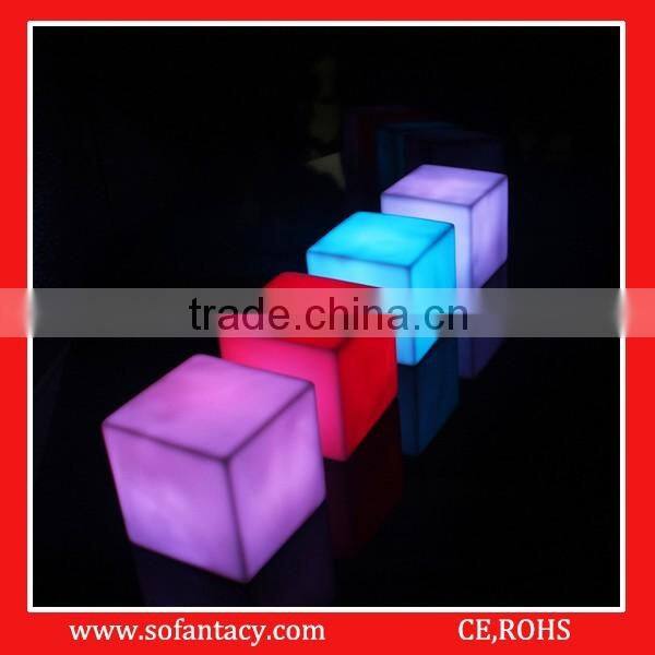 colour changing led cube shape light lamp for wedding decoration