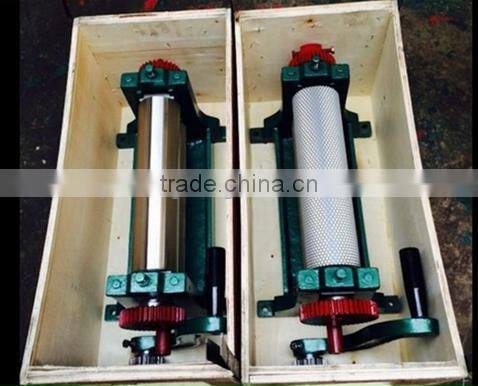 Beeswax foundation sheet machine flat beeswax sheet making machine for beekeeper