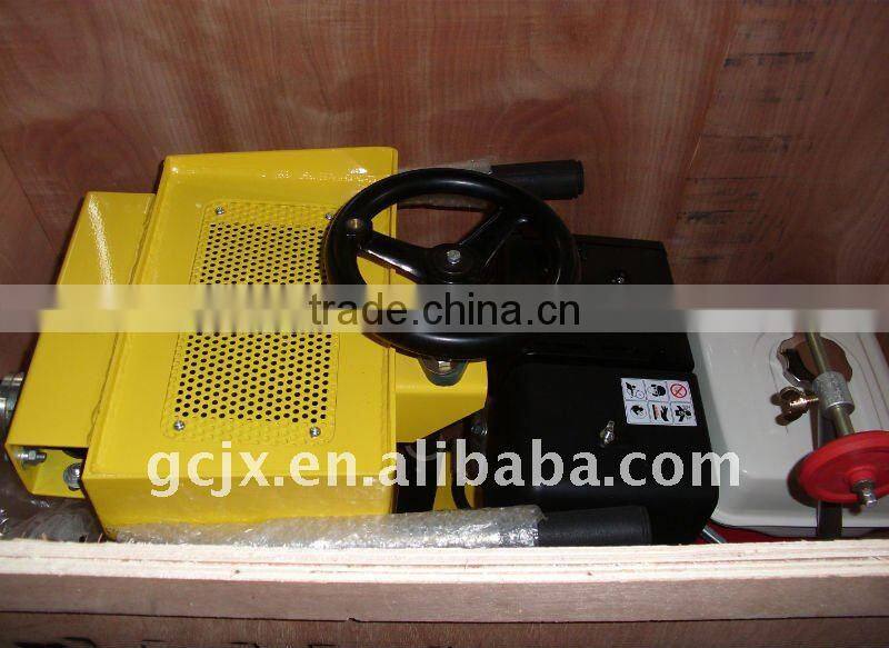 Honda engine concrete saw