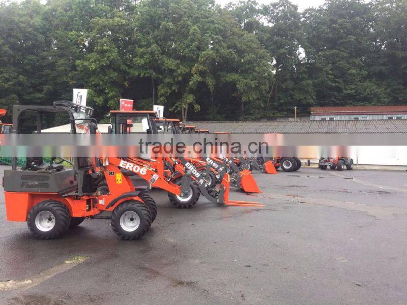 Qingdao Everun 1.6 Ton Small Wheel Loader with Pallet Forks