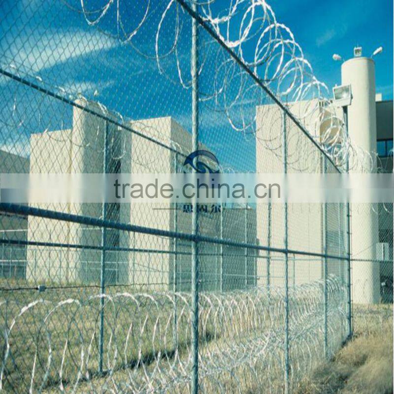 6ft / 7ft / 8ft Commercial Grade chain link fence with Barbwire Top