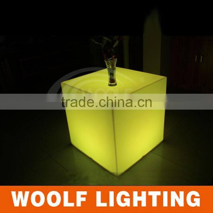 Commercial Used Entertainment Light Up LED Nightclub Furniture