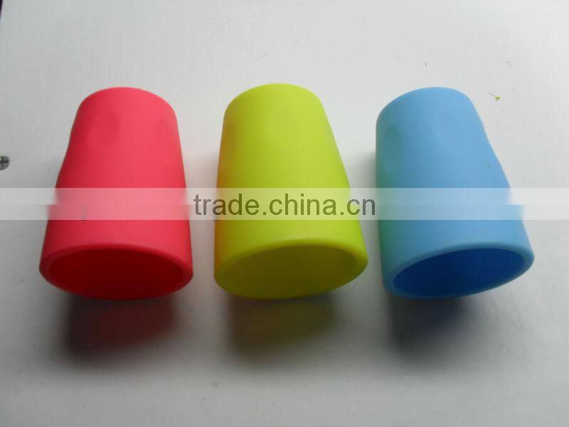 2014 facetory price multi-colored FDA/LFGB silicone material cup