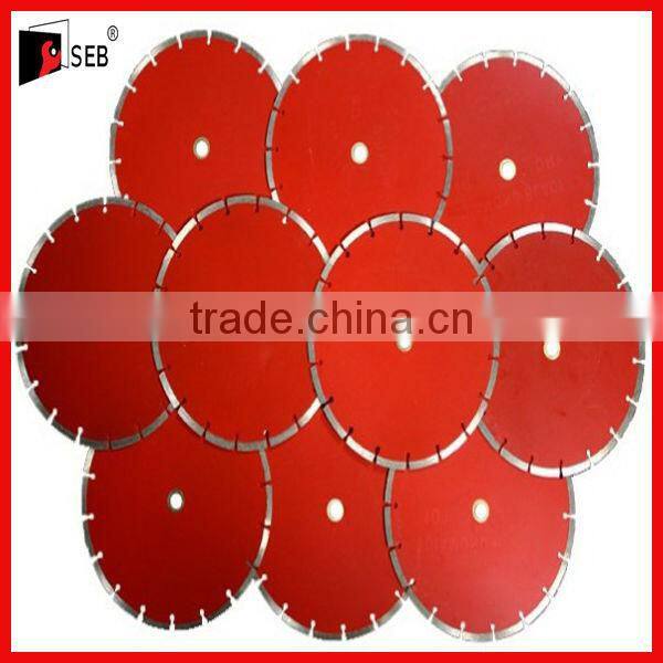 diamond cutting blades for cutting asphalt and concrete