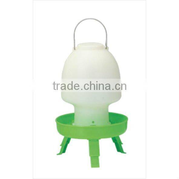 119 7L High Quality Plastic Straight Type For Chicken Feeder Poultry Drinkers