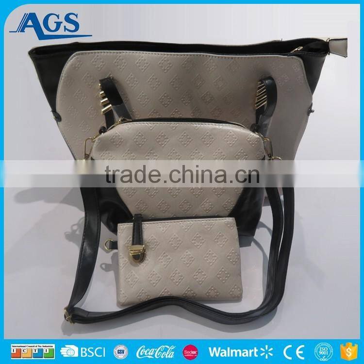 Well-known fine quality ladies handbag at low price