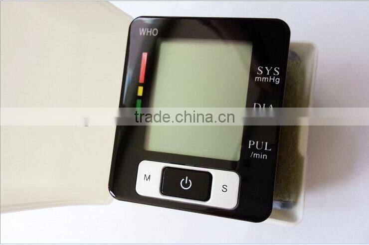 high quality digital watch wrist type blood pressure monitor large lcd blood pressure monitor made in china EG-W06