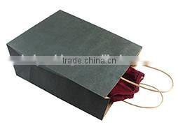 Delicate Kraft paper present box gift bag