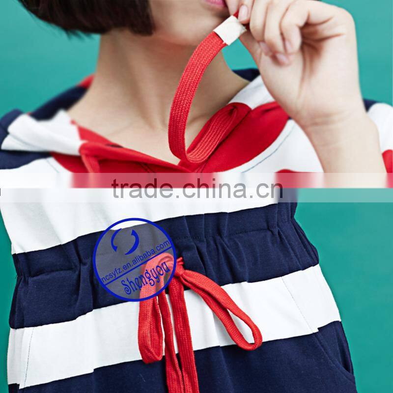Custom wholesale fashion auto strip girls casual hooded dress with pocket