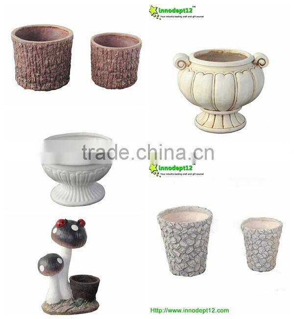 2015 lovely christmas figurine solar light garden decoration