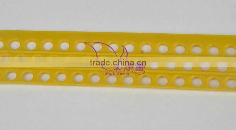 2017 hot sale beekeeping yellow plastic pollen trap collector