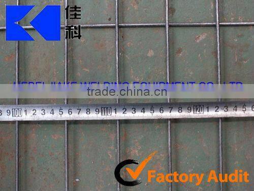 Fencing mesh panel welding machine