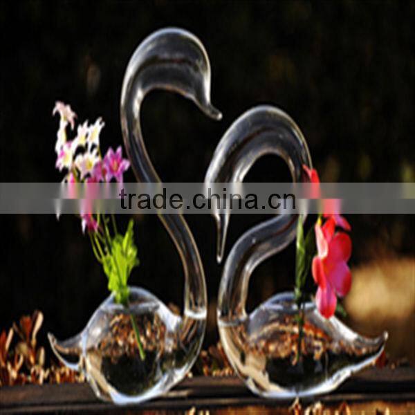 Clear glass vase,glass swans