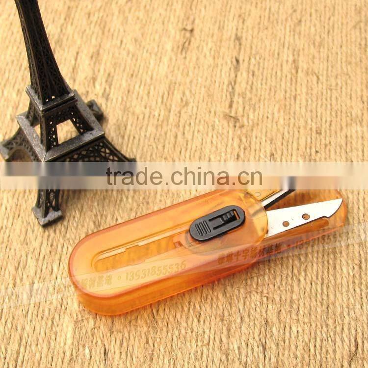 Wholesale sewing craft tools mini scissors with cap for cross stitch