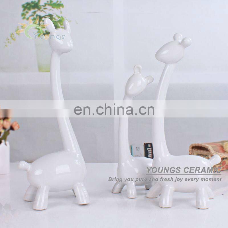 2013 Style Handicraft Ceramic Home Decor Deer One family Has Three Colours Made In Jingdezhen