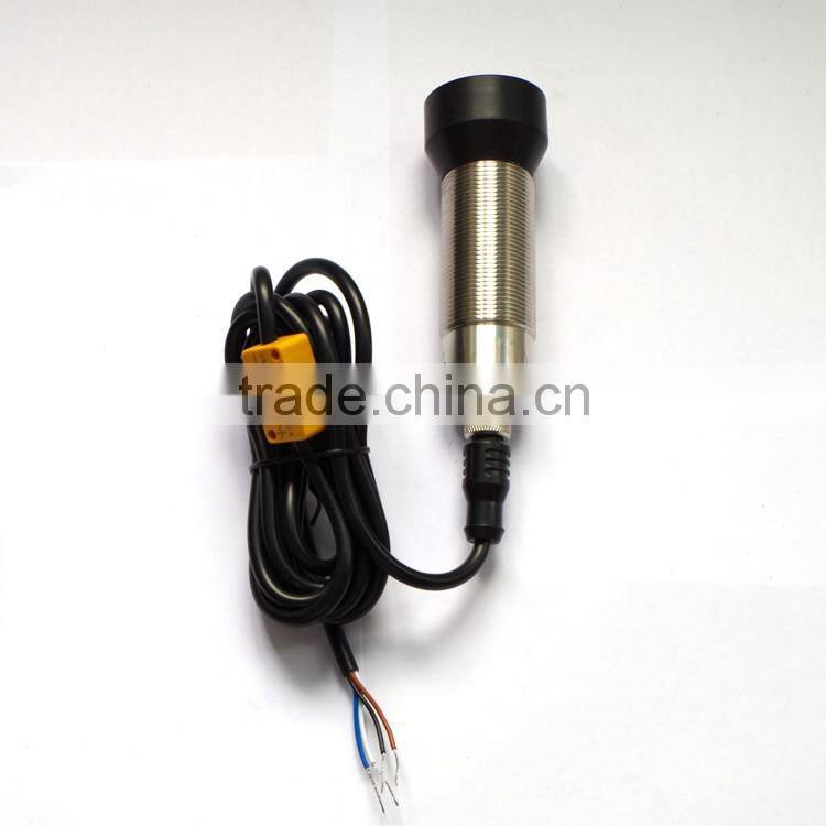 Ultrasonic distance sensor