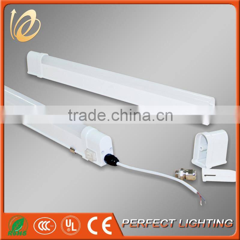 Best price commercial lighting 6w/8w/10/w/13w 4ft ip65 LED T5 waterproof light integrated freezer light