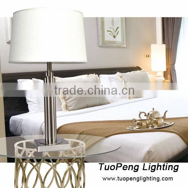 OFF-White linen Shade table lamp