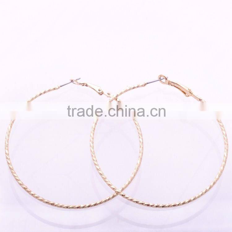 <<<2016 Gold Plated Women European style circle earring fashion hoop earrings/