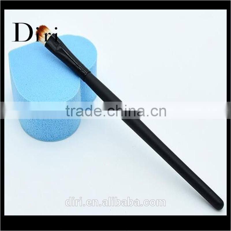 2016 hot sale small compact eyeshadow brush