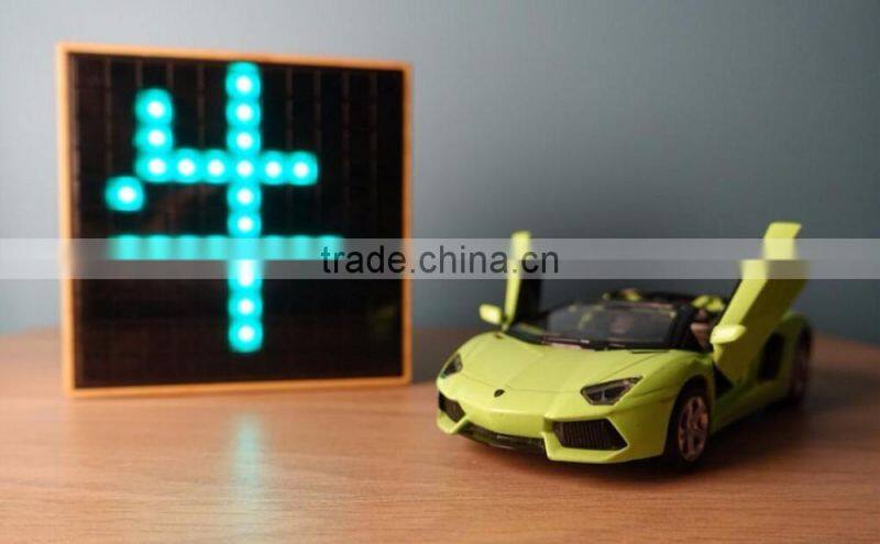 Smart Mobile Phone Control Bluetooth Flashing Speaker, Portable Table Decorative Magic Bluetooth Speaker With FM Radio For Sale