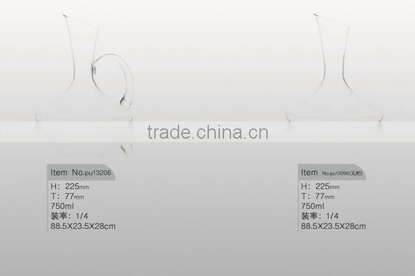 Transparent highly popular shaped glass wine decanter wine aerator decanter