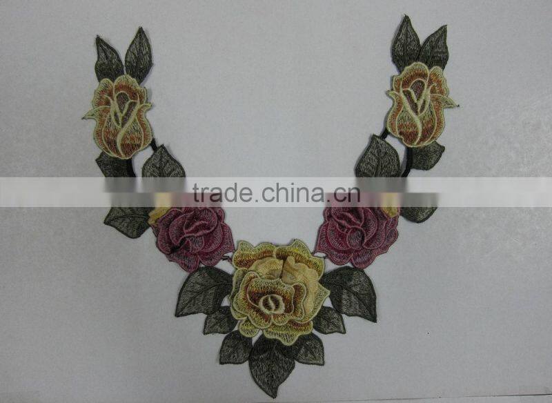 2015 new style beaded flower neck applique patch
