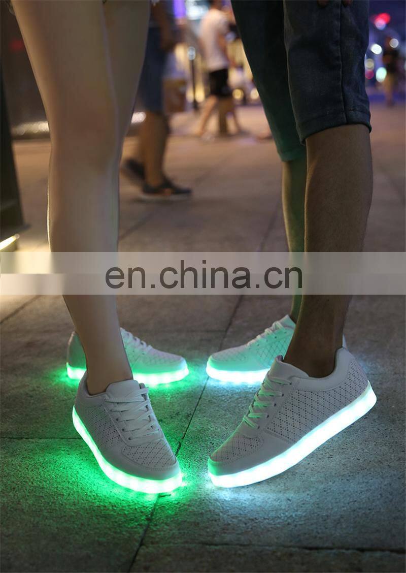 wholesale casual couple shoes OEM low minimum quantity luminous LED sneakers