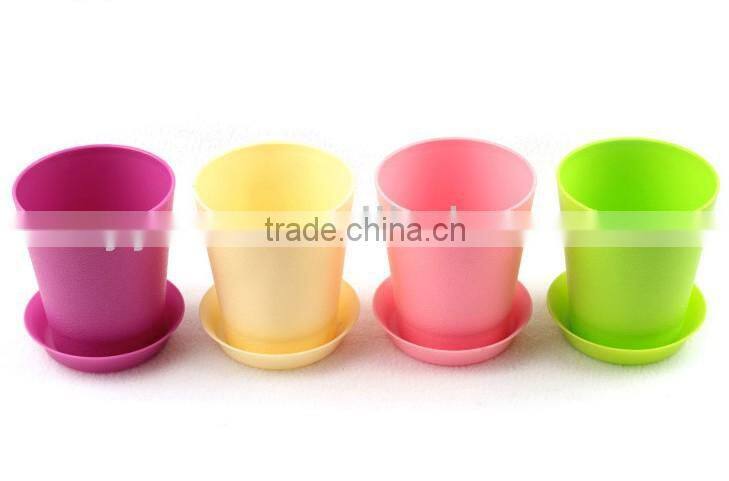 balcony or table plastic flower pot