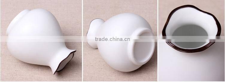 Chinese Ceramics Cut Clower HY167601