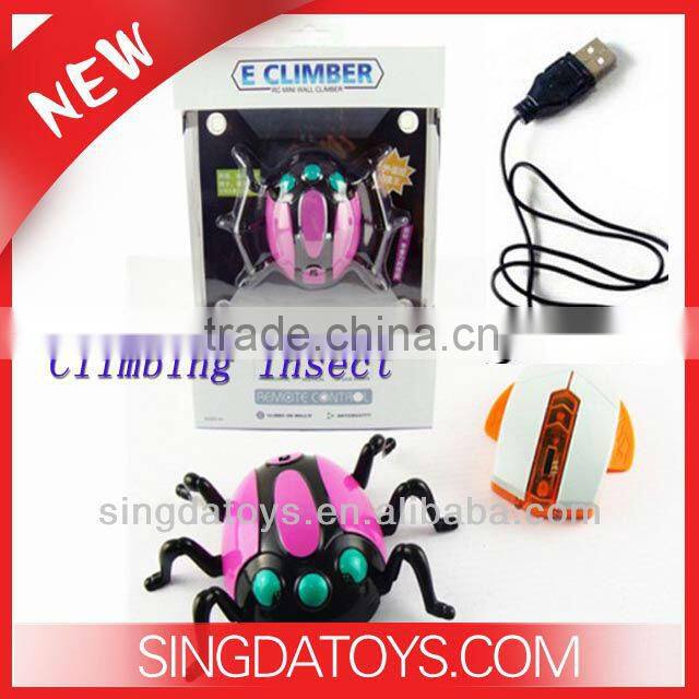 New design hot sell remote control climbing insect