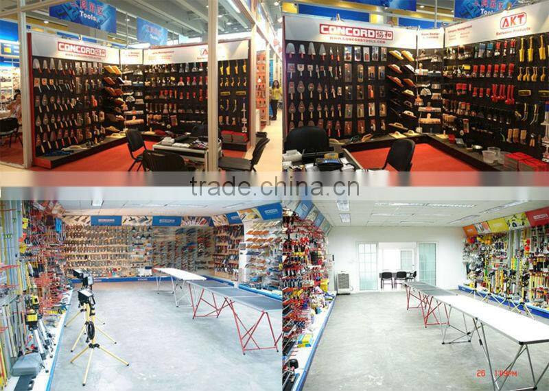 Plastering Trowels with Wooden Handle, Closed Type, Square Notching Tools