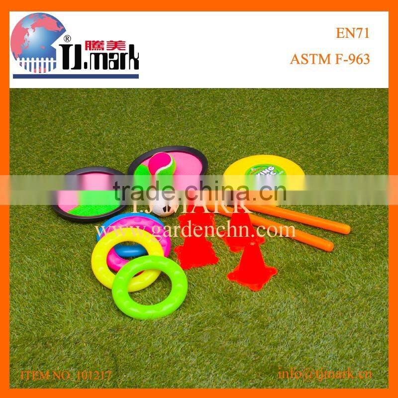 Best quality sport toy hand shape plastic racket catch ball game