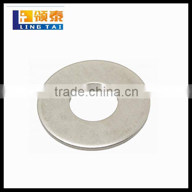 SINOTRUCK hardened plain flat washer for spare truck engine parts