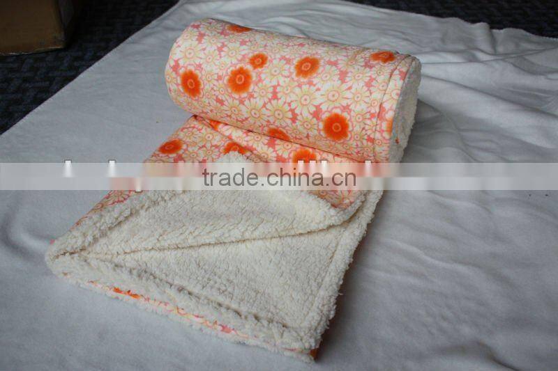 Printed color short velvet with sherpa/Short plush embossing