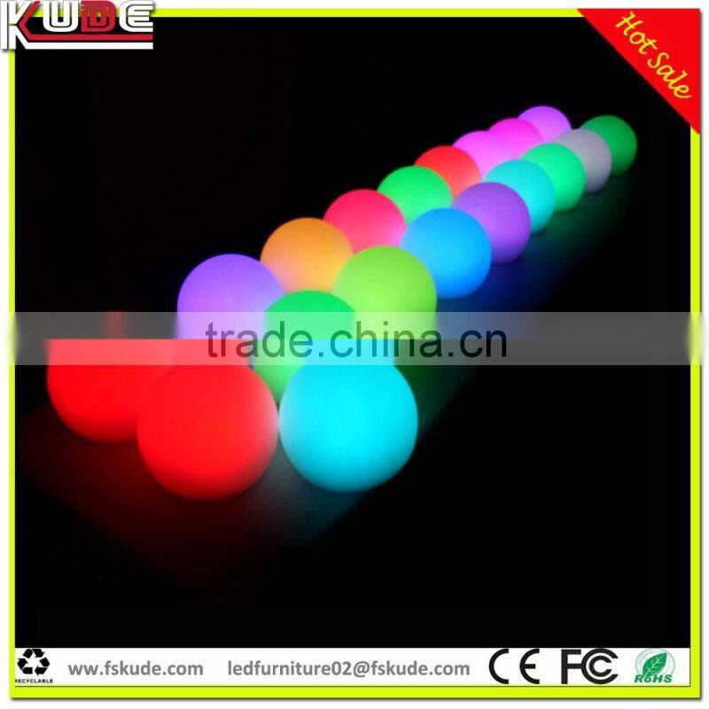 IP68 waterproof floating led light up pool ball/plastic sphere ball for outdoor