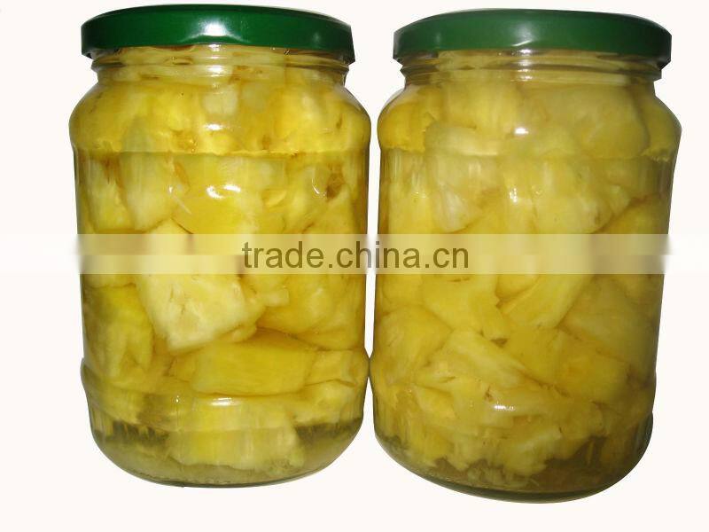 BEST SELLING VIETNAM CANNED PINEAPPLE CHUNKS / SLICES IN SYRUP (20oz/580ml and 30oz/850ml)