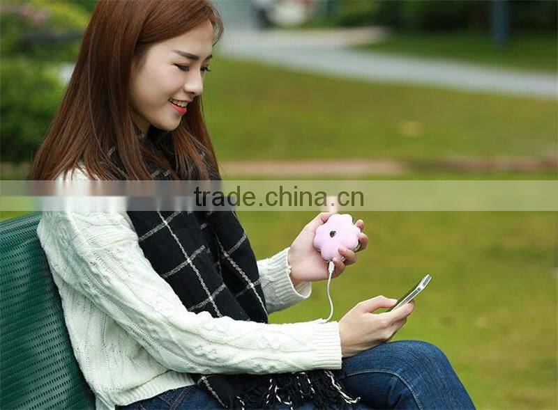 New USB Hand Po Clover Mini Challenge Po mobile power Security polymer rechargeable treasure