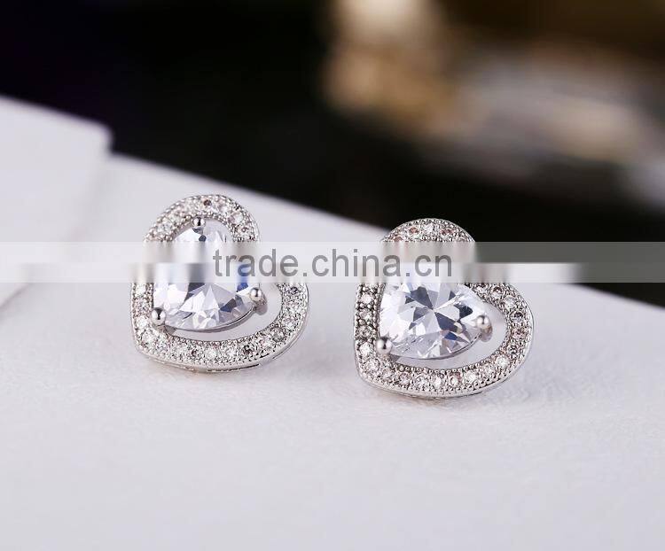 Wholesale Stock Small Order Fashion Women Heart-shaped Zircon Earrings