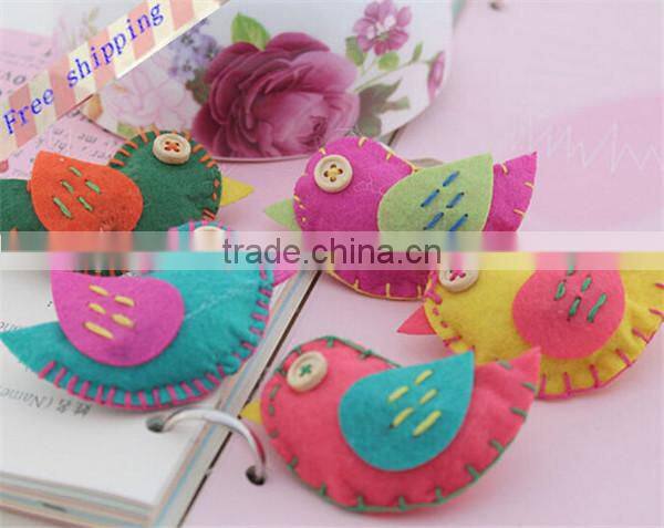 Hot sell Adorable Yellow and white Chick in Cracked Eggshell Mini Felt Applique made in China