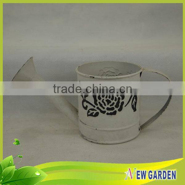 Beautiful metal planter / fancy flowers pot in various size and shape